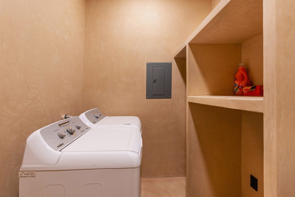 casa-vistas-la-ventana-cuarto-servicio-1