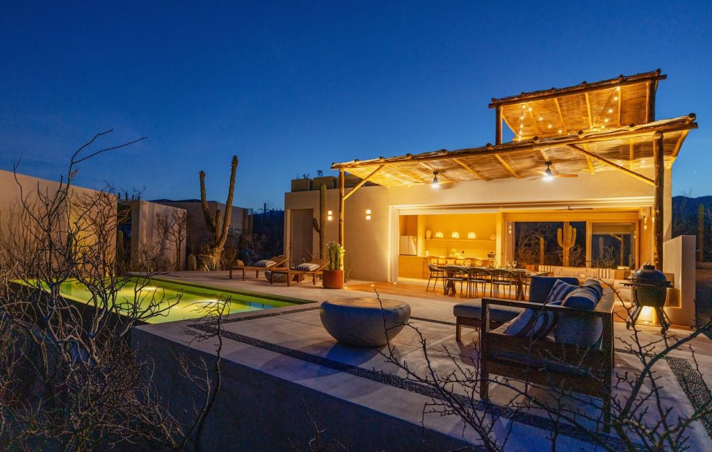 casa-vistas-la-ventana-exterior-noche-1